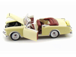 Welly Packard Carribbean (1953) 1:28 béžový